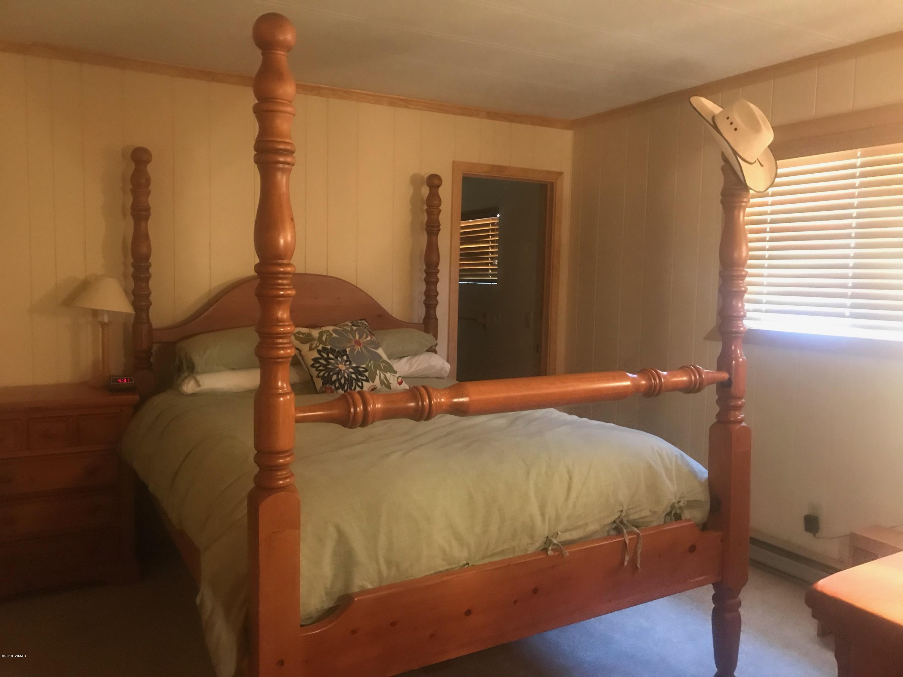 1557 East Rim Road Pinetop, AZ 85935 - Photo 11 of 27 Gallery Image 11