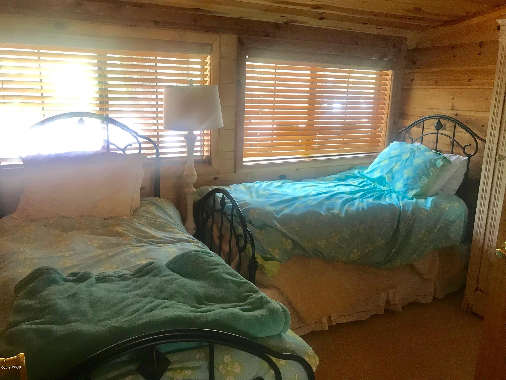 1557 East Rim Road Pinetop, AZ 85935 - Photo 17 of 27 Gallery Image 17