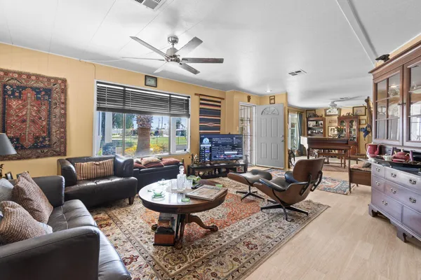 $197,000 | 33490 Carlsbad Circle, Thousand Palms, CA 92276
