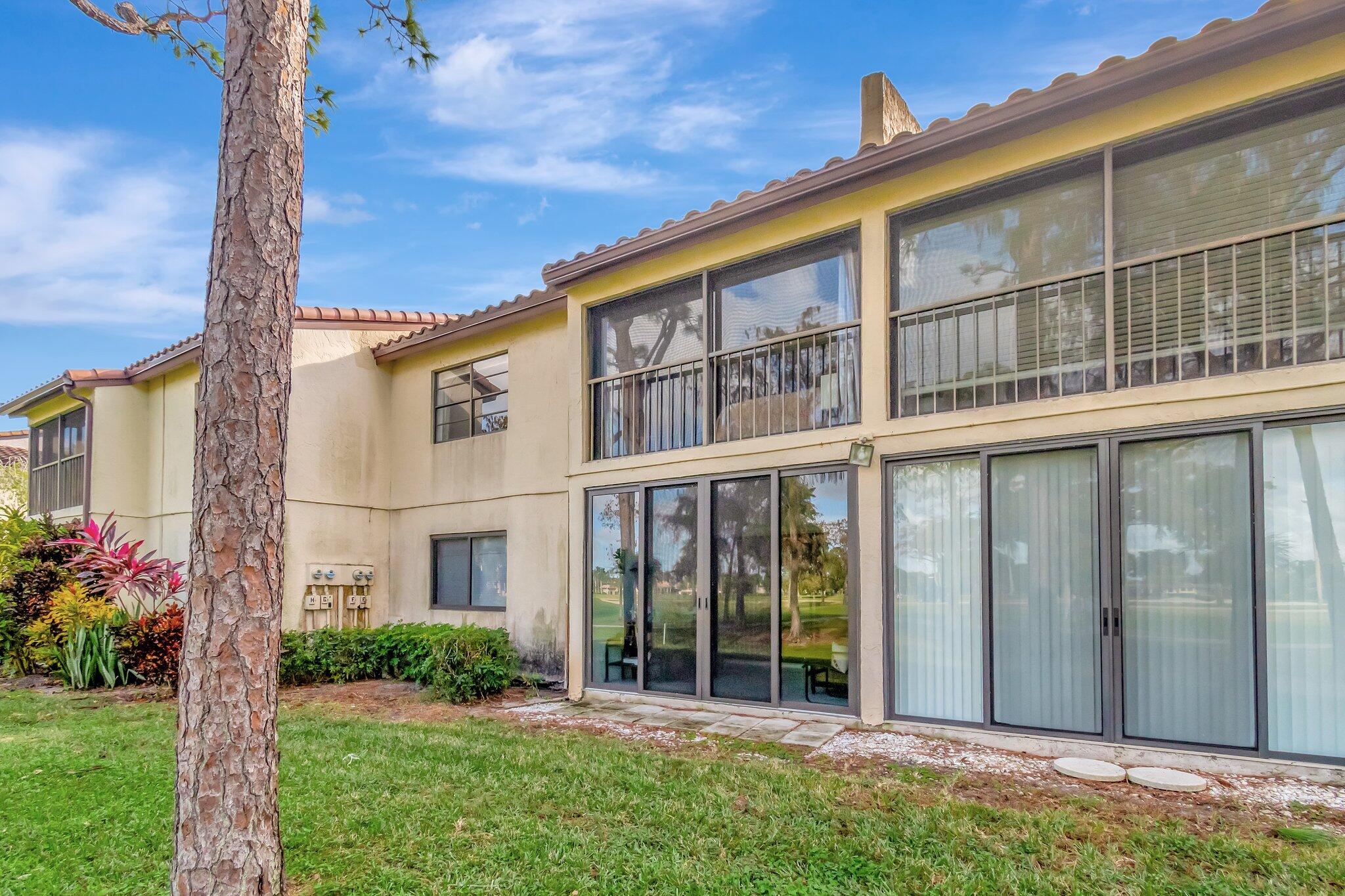 21856 Arriba Real, Unit 5F Boca Raton, FL 33433 - Photo 39 of 61 EXTERIOR BACK