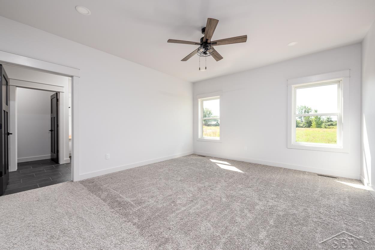 10557 Spring Meadow Street Freeland, MI 48623 - Photo 38 of 83 50110870-37.JPG