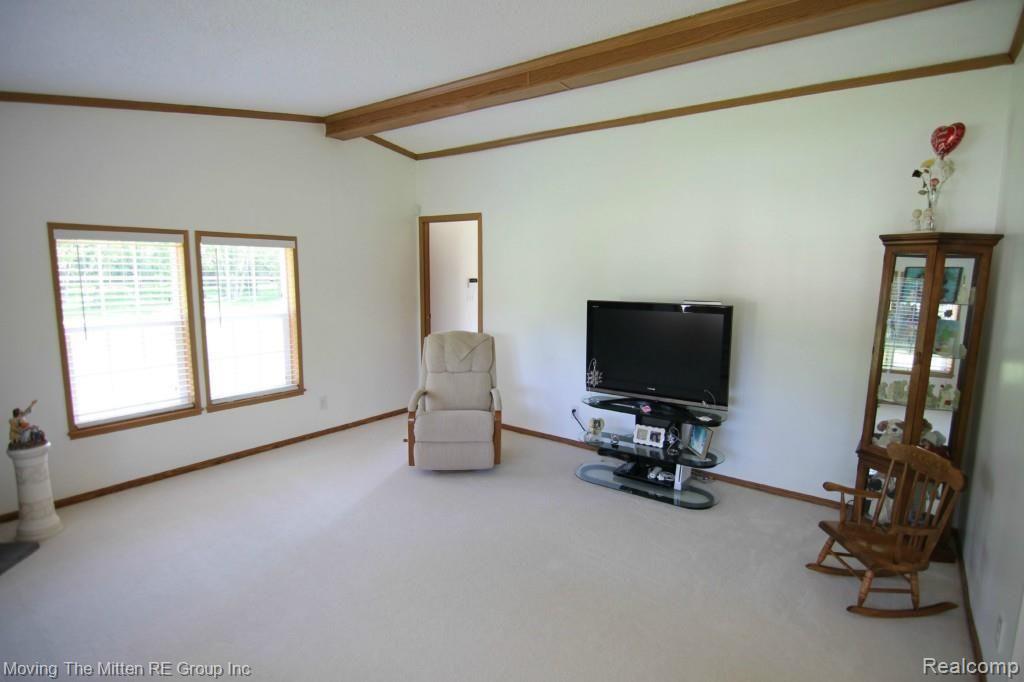6643 Edwards Road Belleville, MI 48111 - Photo 14 of 28