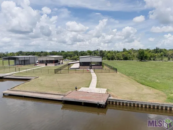 $279,900 | 1721 Dr Beatrous Road, Theriot, LA 70397