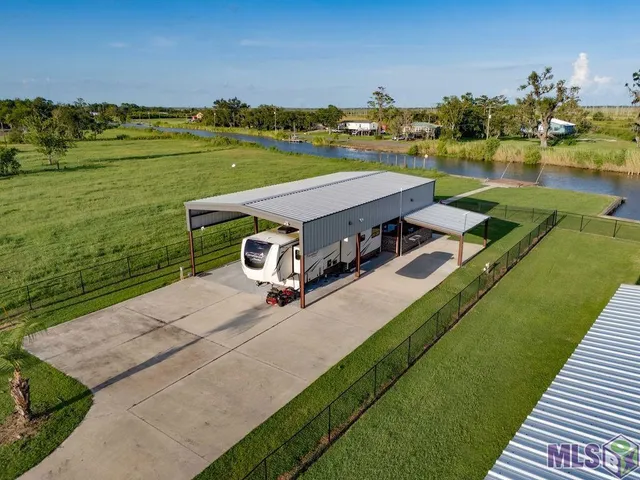 $279,900 | 1721 Dr Beatrous Road, Theriot, LA 70397