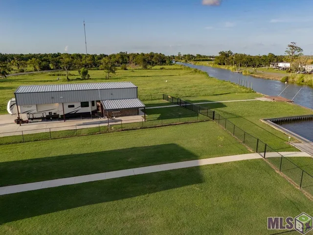 $279,900 | 1721 Dr Beatrous Road, Theriot, LA 70397