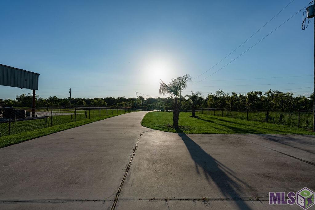 1721 Dr Beatrous Road Theriot, LA 70397 - Photo 23 of 40