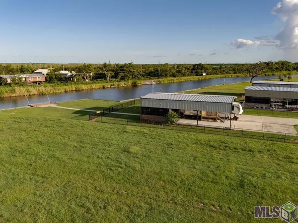 $279,900 | 1721 Dr Beatrous Road, Theriot, LA 70397