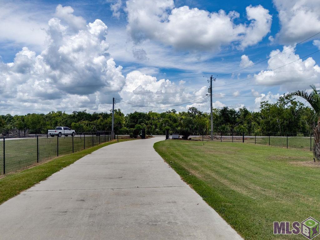 1721 Dr Beatrous Road Theriot, LA 70397 - Photo 36 of 40