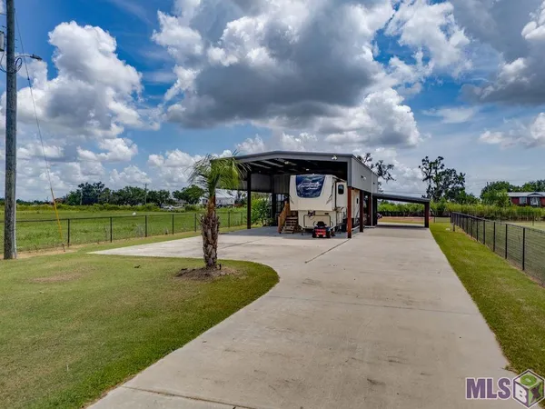 $279,900 | 1721 Dr Beatrous Road, Theriot, LA 70397