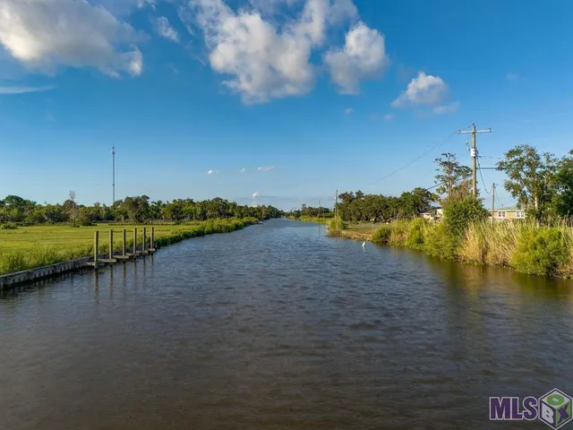 $279,900 | 1721 Dr Beatrous Road, Theriot, LA 70397