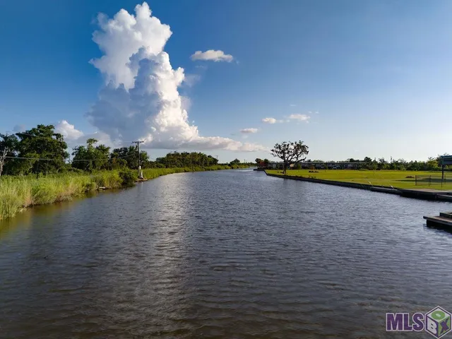 $279,900 | 1721 Dr Beatrous Road, Theriot, LA 70397