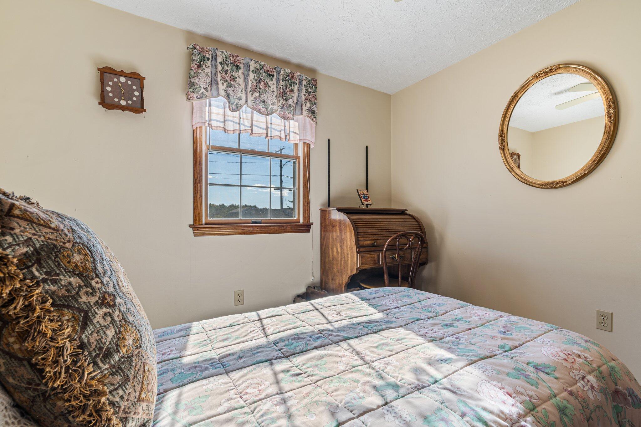 138 Guinea Road Biddeford, ME 04005 - Photo 18 of 47 18-web-or-mls-DSC02452
