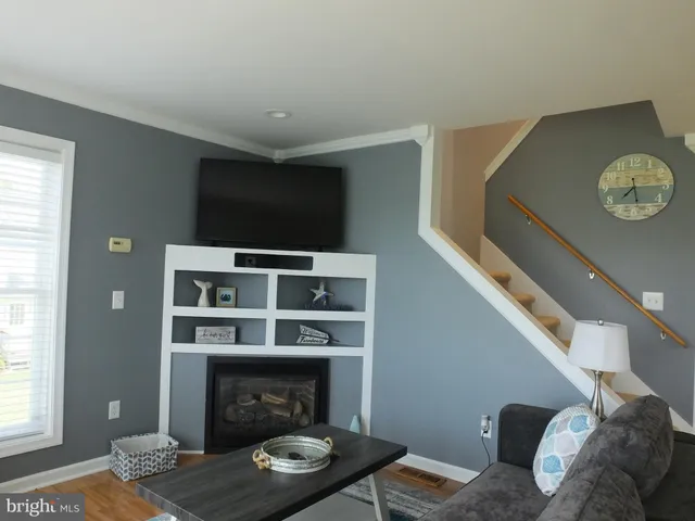 $389,999 | 2603 Hoopers Island Road, Fishing Creek, MD 21634