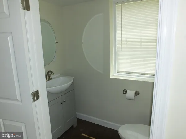 $389,999 | 2603 Hoopers Island Road, Fishing Creek, MD 21634
