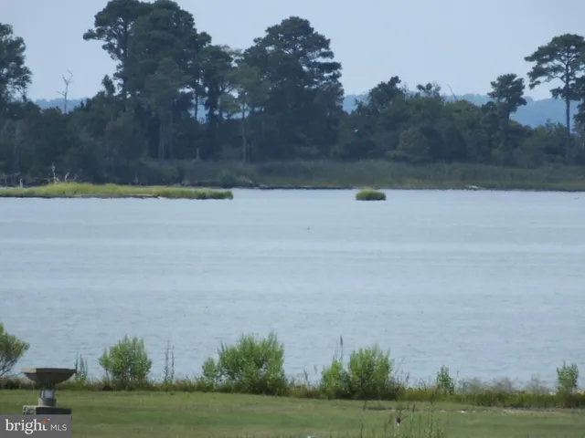 $389,999 | 2603 Hoopers Island Road, Fishing Creek, MD 21634