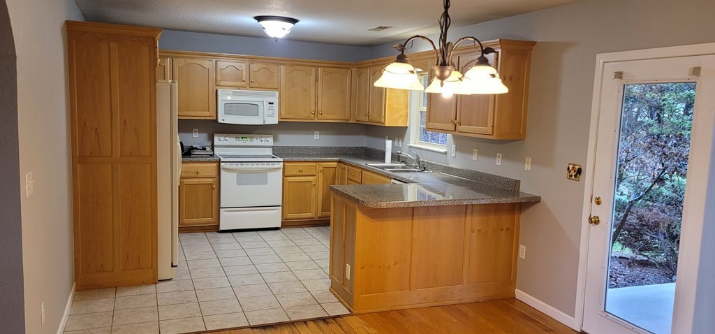2260 McCleary Road Sevierville, TN 37876 - Photo 2 of 26 Gallery Image 2
