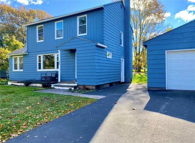 $189,900 | 439 Holley Street, Sweden, NY 14420