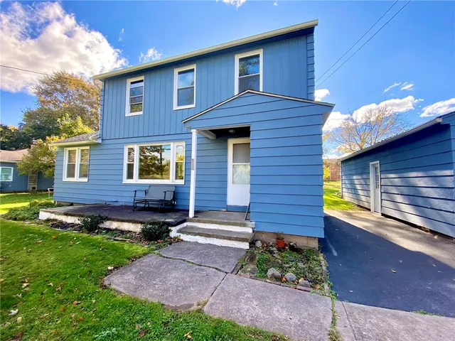 $189,900 | 439 Holley Street, Sweden, NY 14420