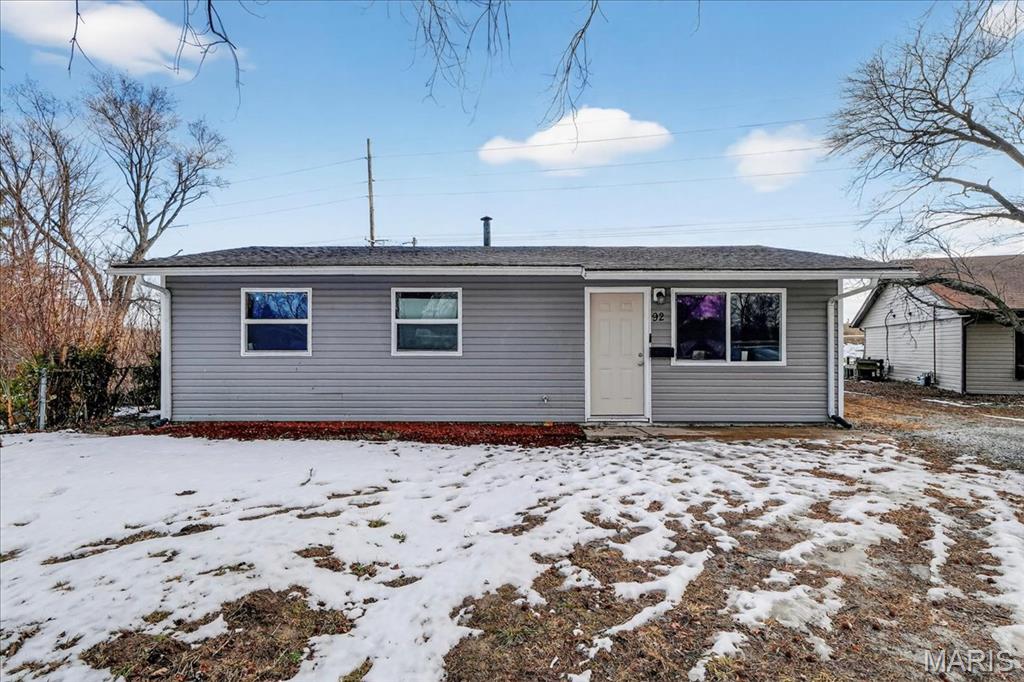 92 West Adams Drive Cahokia, IL 62206 - Photo 2 of 28