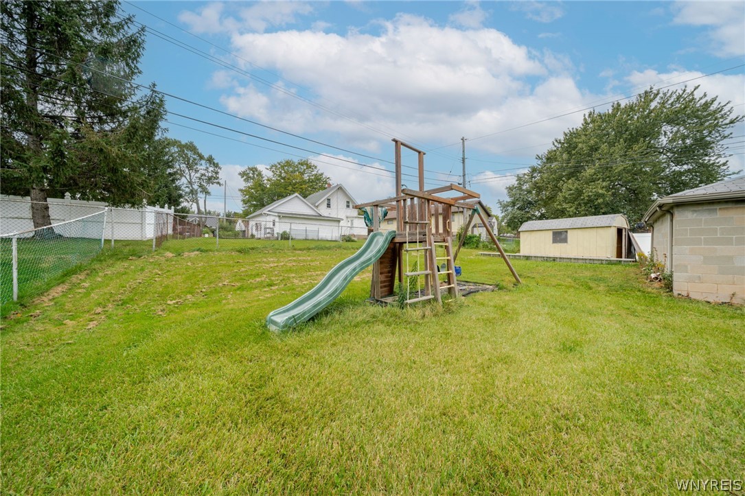 9 Binner Road Cheektowaga, NY 14225 - Photo 6 of 30 Gallery Image 6
