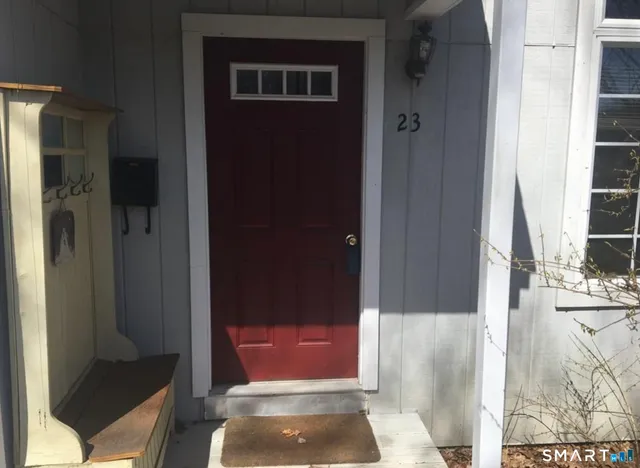 $1,800 | 70 Hubbard Road, Unit 23, Guilford, CT 06437