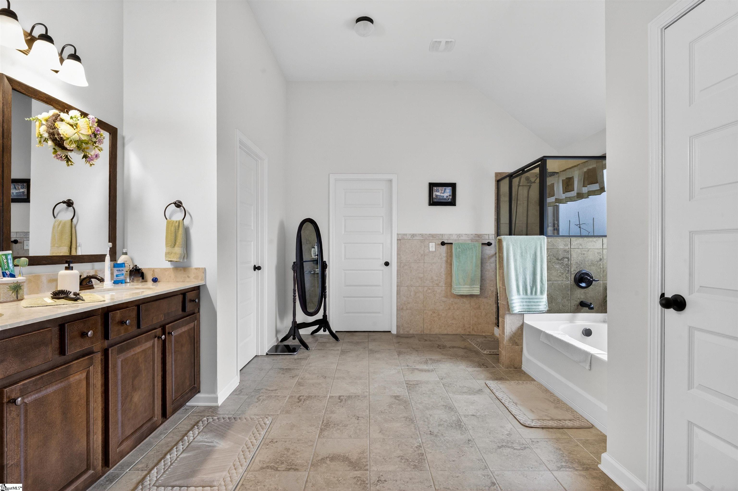 412 Simsbury Way Greer, SC 29650 - Photo 12 of 21
