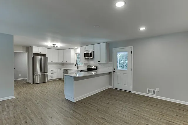 $349,000 | 5837 Meadow View Lane, Flowery Branch, GA 30542