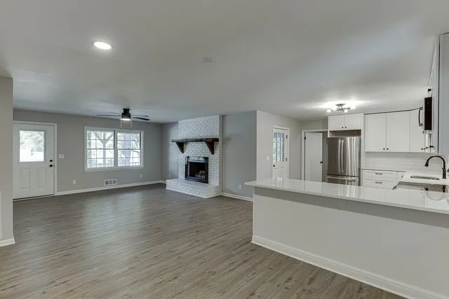 $349,000 | 5837 Meadow View Lane, Flowery Branch, GA 30542