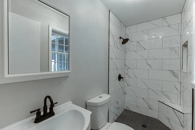 $349,000 | 5837 Meadow View Lane, Flowery Branch, GA 30542