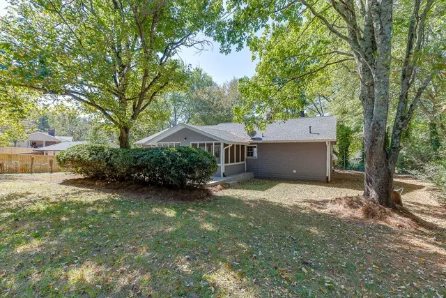 $349,000 | 5837 Meadow View Lane, Flowery Branch, GA 30542