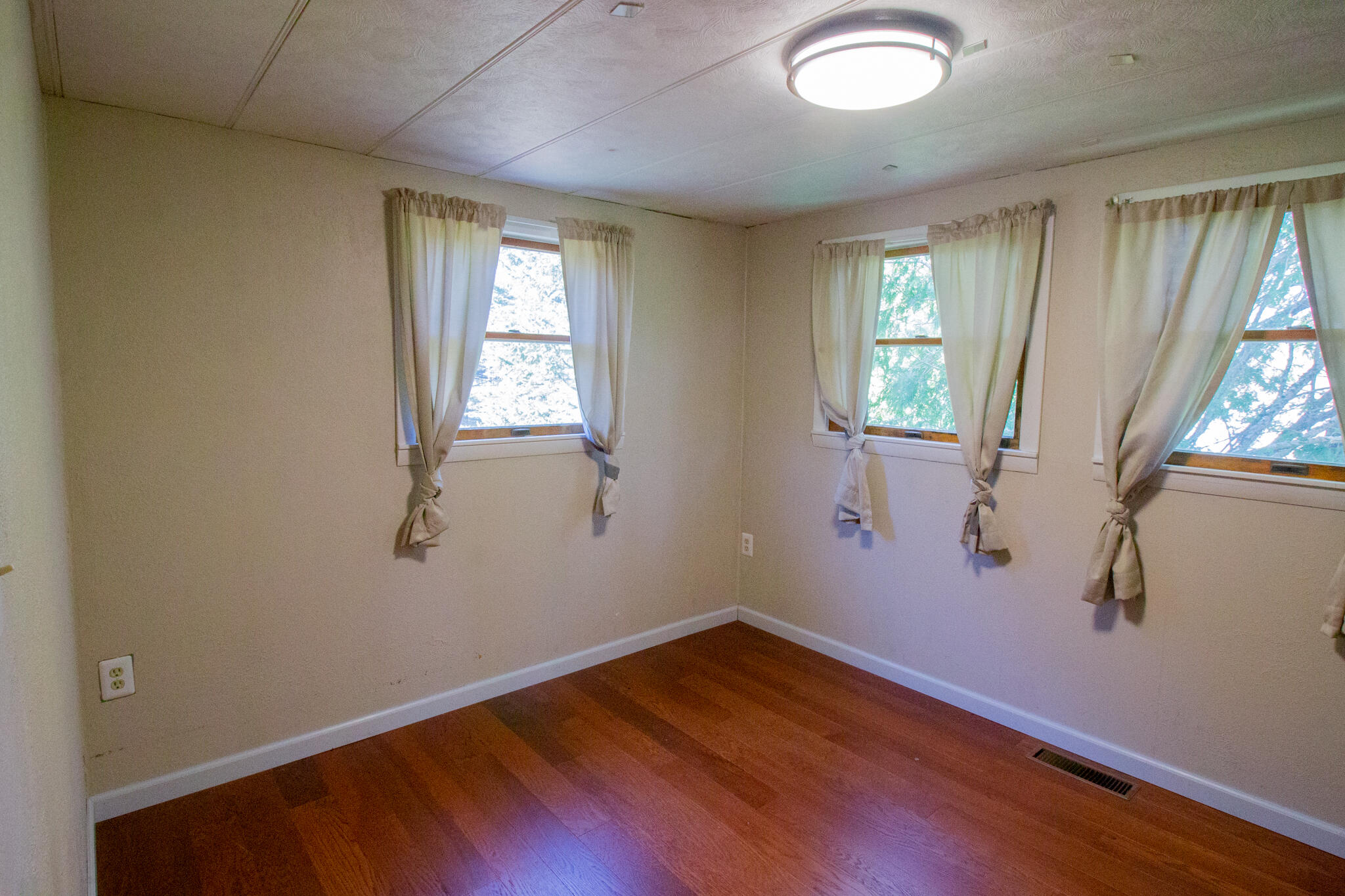 238 Swan Road Hermon, ME 04401 - Photo 26 of 45 IMG_2701