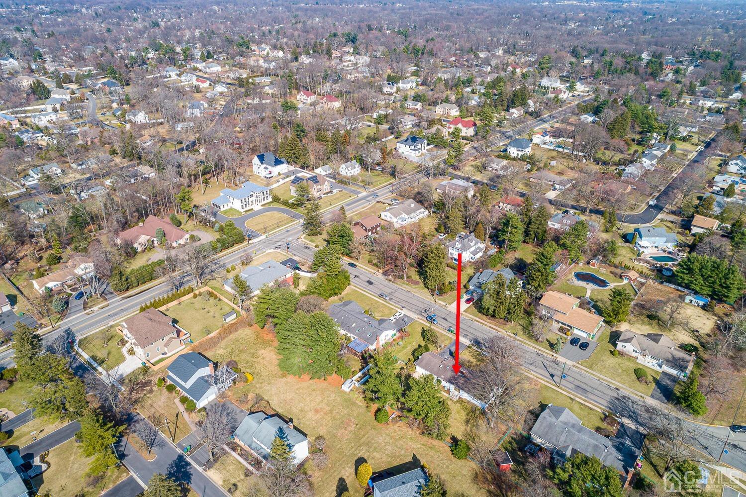 5 Robin Road Edison, NJ 08820 - Photo 40 of 43 an aerial view of residential building with green space