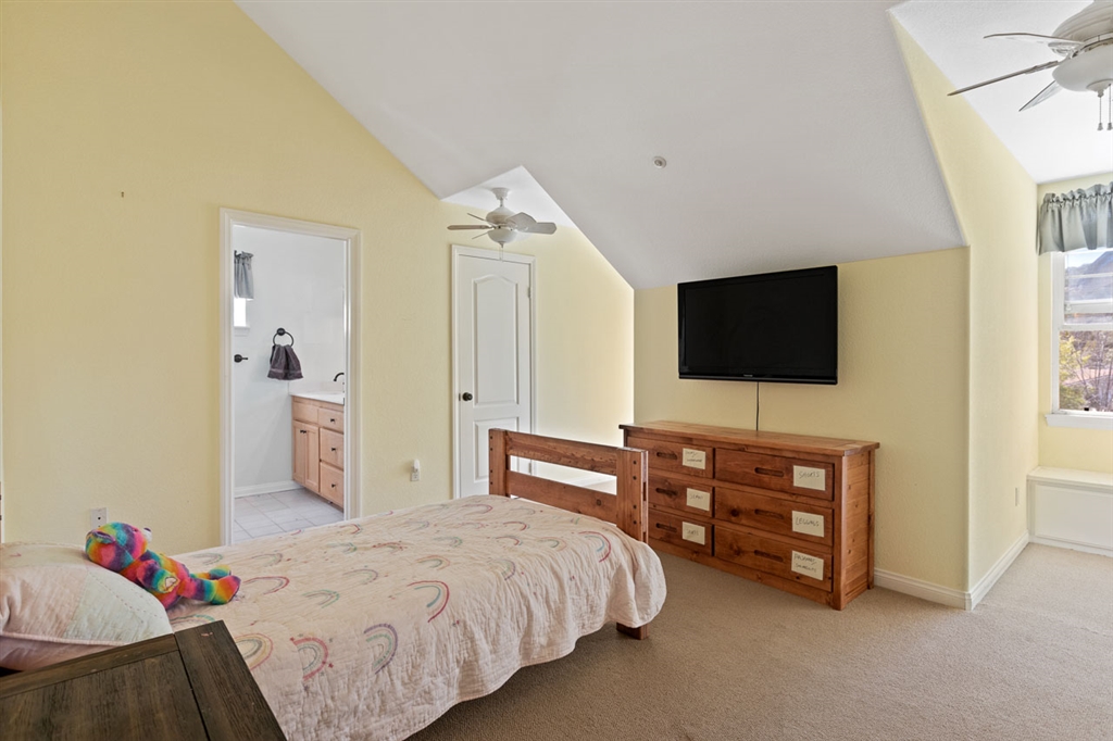 24446 Watt Road Ramona, CA 92065 - Photo 17 of 25 Gallery Image 17