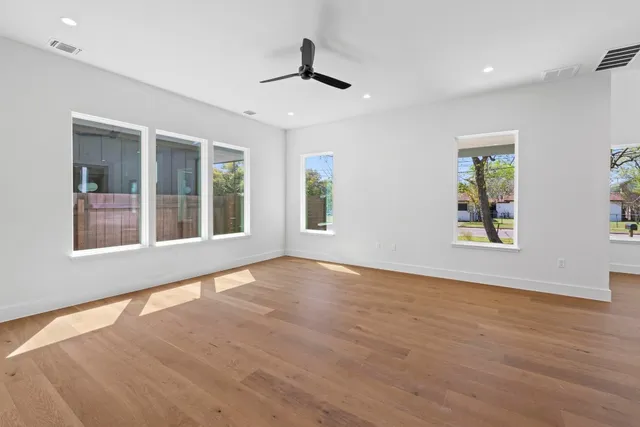 $4,250 | 710 Philco Drive, Austin, TX 78745