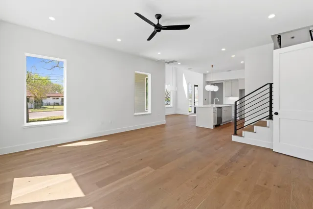 $4,250 | 710 Philco Drive, Austin, TX 78745