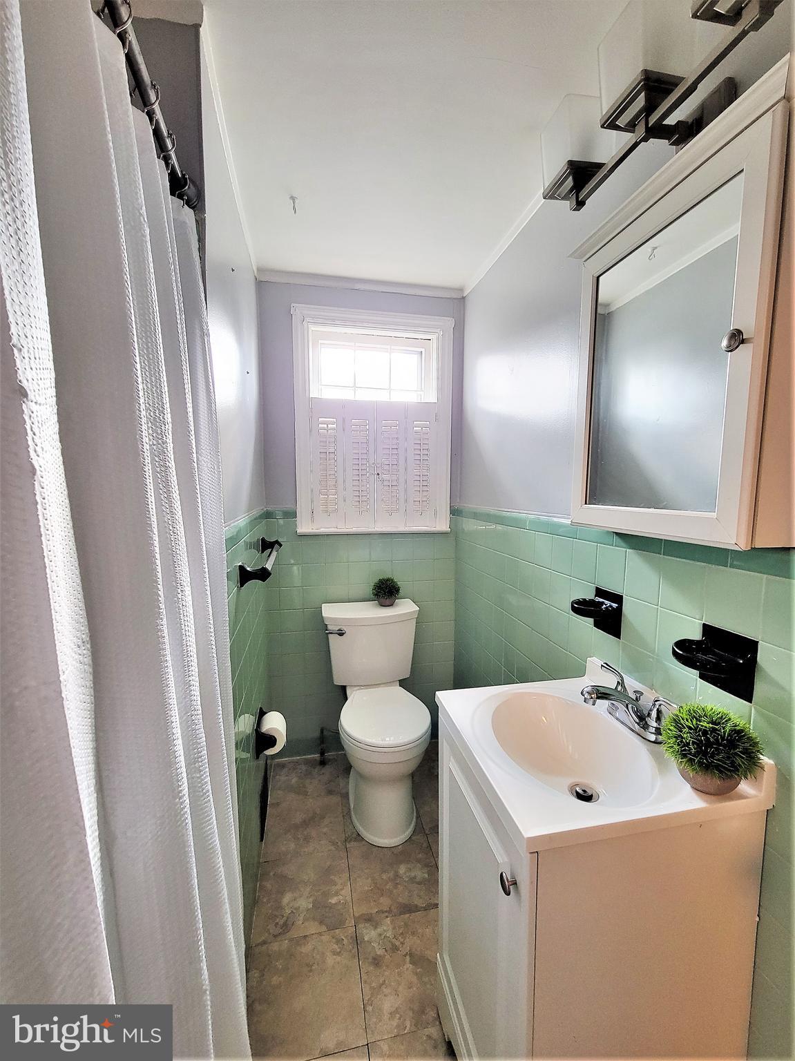 324 Amosland Road Holmes, PA 19043 - Photo 34 of 41 Gallery Image 34