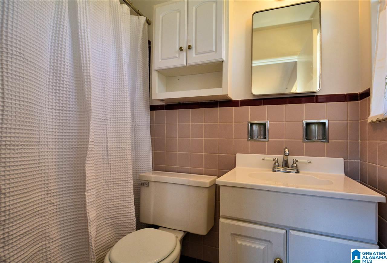 707 Warwick Road Birmingham, AL 35209 - Photo 17 of 30