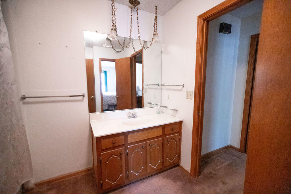 378 Auld Brass Road Walterboro, SC 29488 - Photo 14 of 43 Bathroom 1