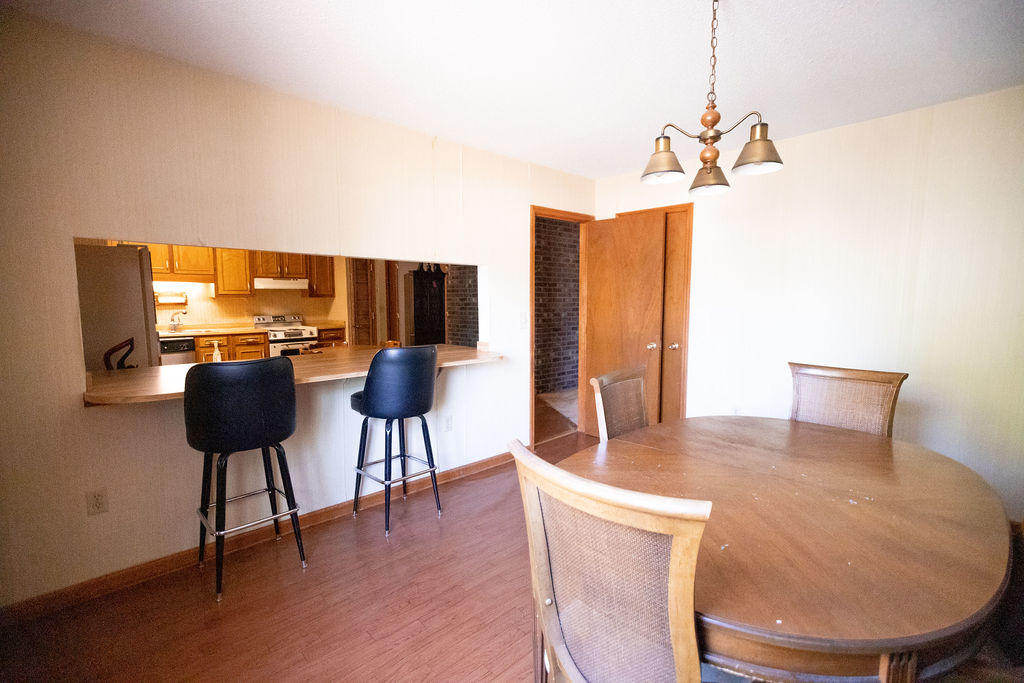 378 Auld Brass Road Walterboro, SC 29488 - Photo 9 of 43 Dining room