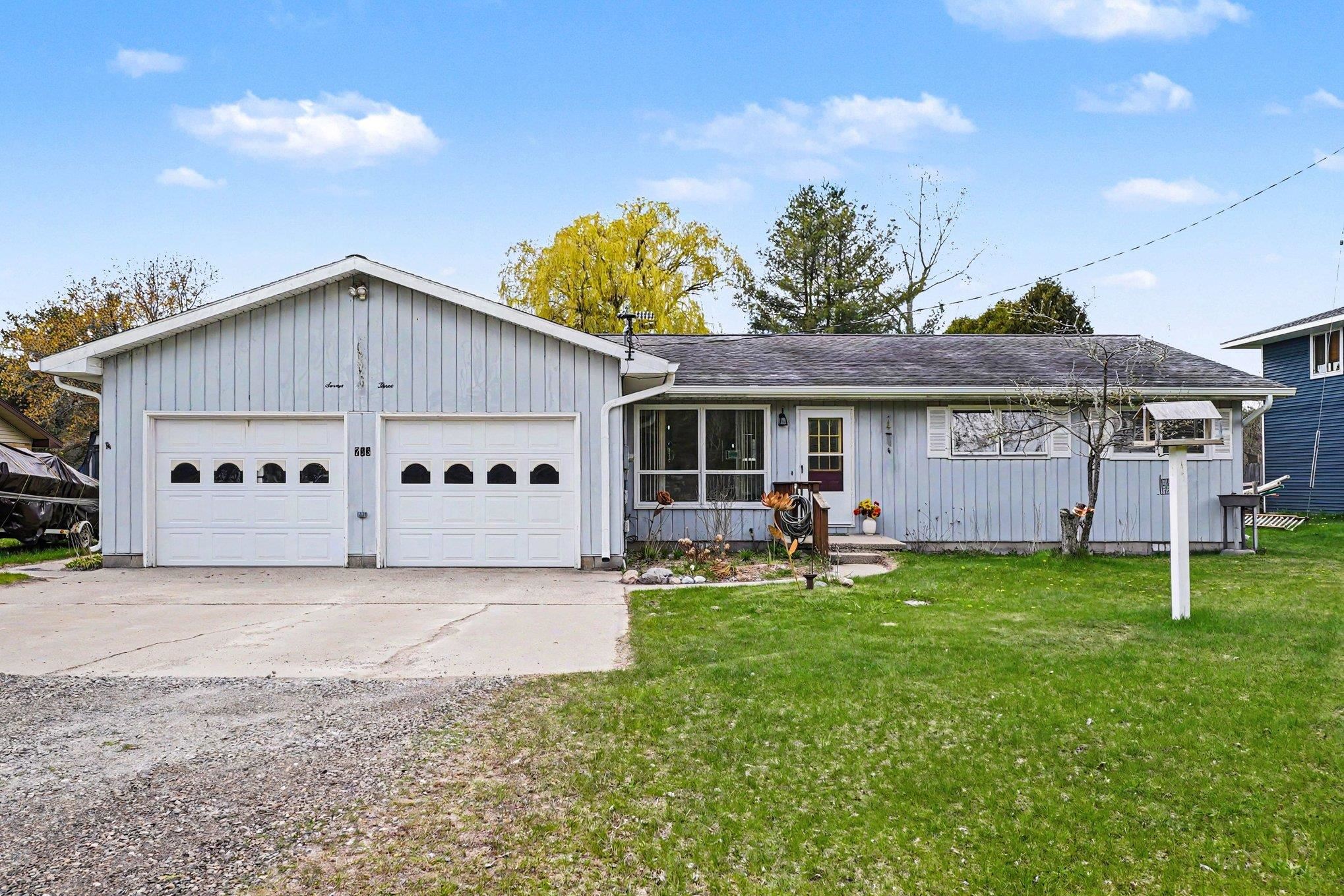 733 Monument Road Tawas City, MI 48763 - Photo 1 of 20