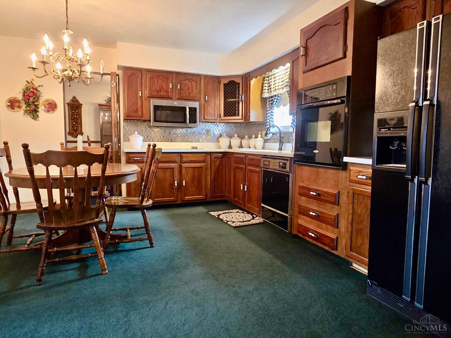 3573 East Taylor School Road Hamilton, OH 45011 - Photo 11 of 55 Gallery Image 11