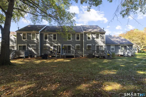 $2,100 | 213 Oakland Street, Unit D, Manchester, CT 06042