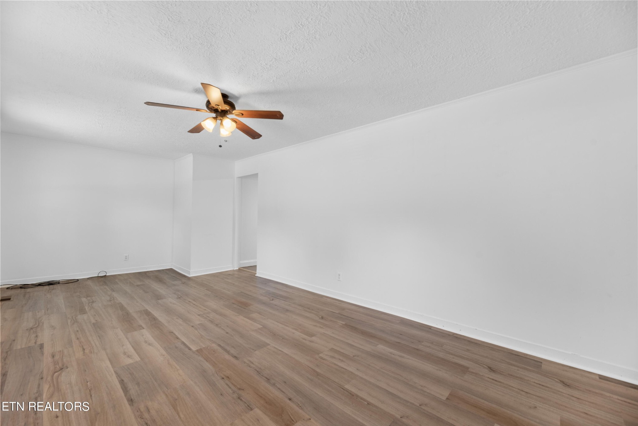 100 Ashland Lane Oak Ridge, TN 37830 - Photo 3 of 26 Gallery Image 3