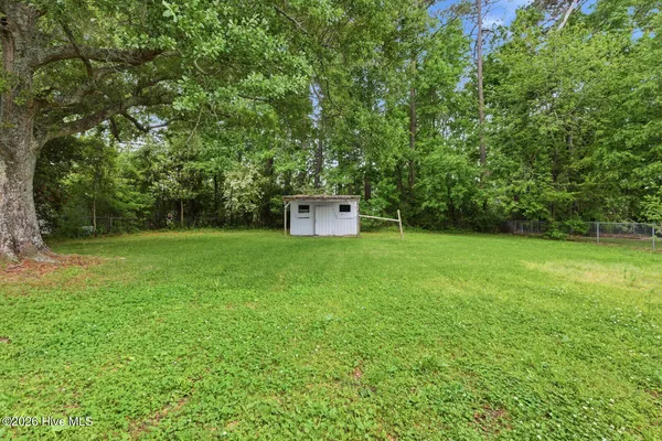 $1,750 | 12 Berkshire Drive, Jacksonville, NC 28546