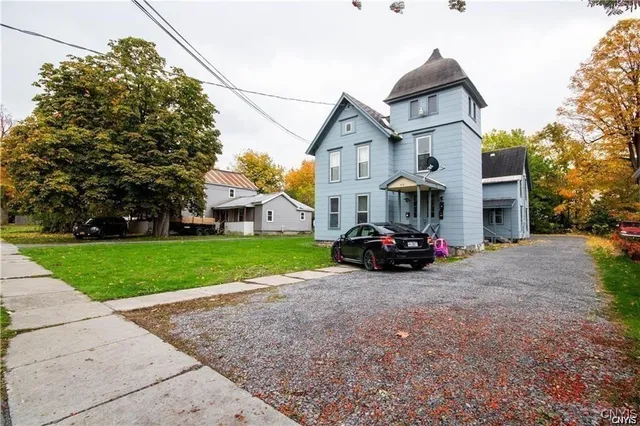 $995 | 616 Bronson Street, Unit 1, Watertown, NY 13601