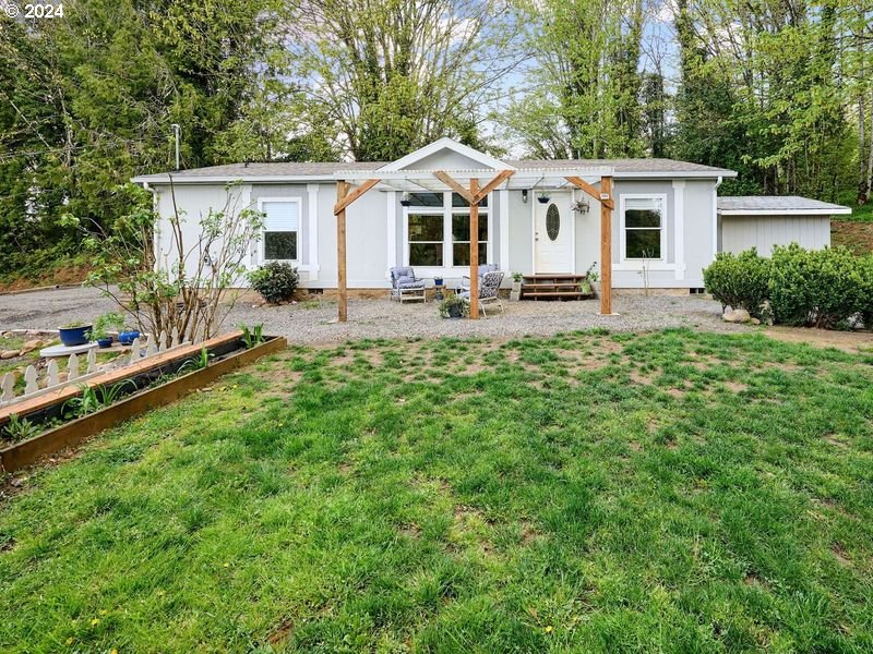 33033 Southeast Coupland Road Estacada, OR 97023 - Photo 1 of 40 Gallery Image 1