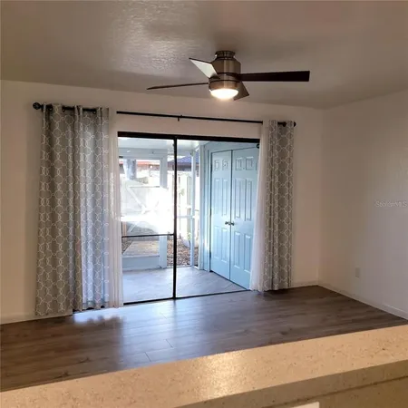 $1,800 | 4906 25th Street West, Unit 101, Bradenton, FL 34207