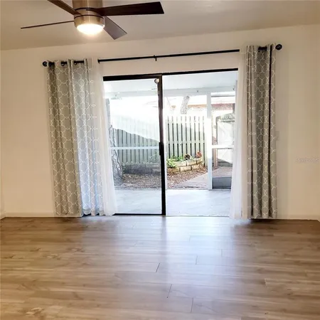 $1,800 | 4906 25th Street West, Unit 101, Bradenton, FL 34207