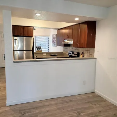 $1,800 | 4906 25th Street West, Unit 101, Bradenton, FL 34207