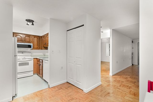 $495,000 | 357 Commercial Street, Unit 219, Boston, MA 02109